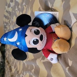 Sorcerer Mickey light up
